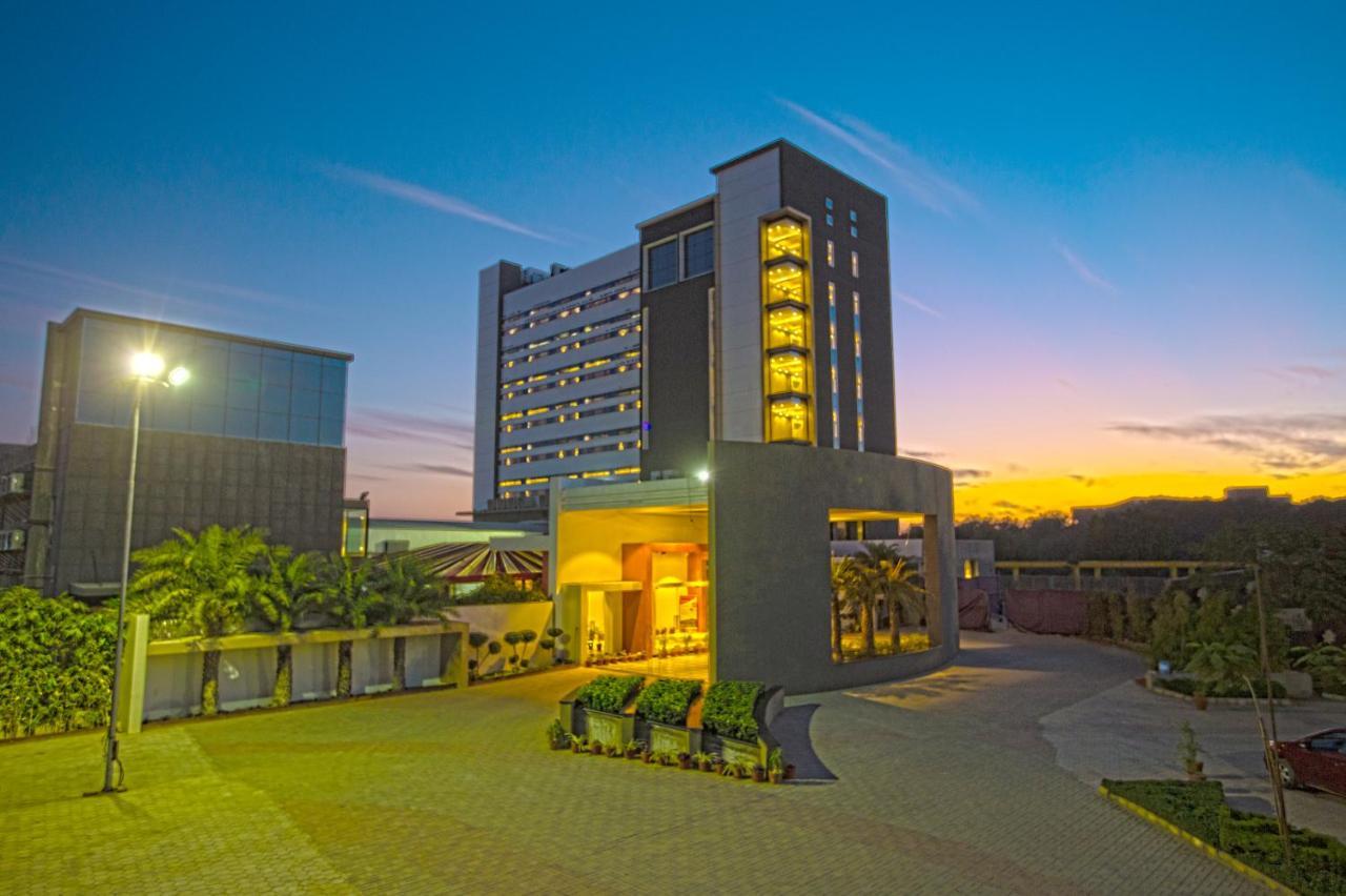 Hotel Kasturi Orchid Pal Exterior photo
