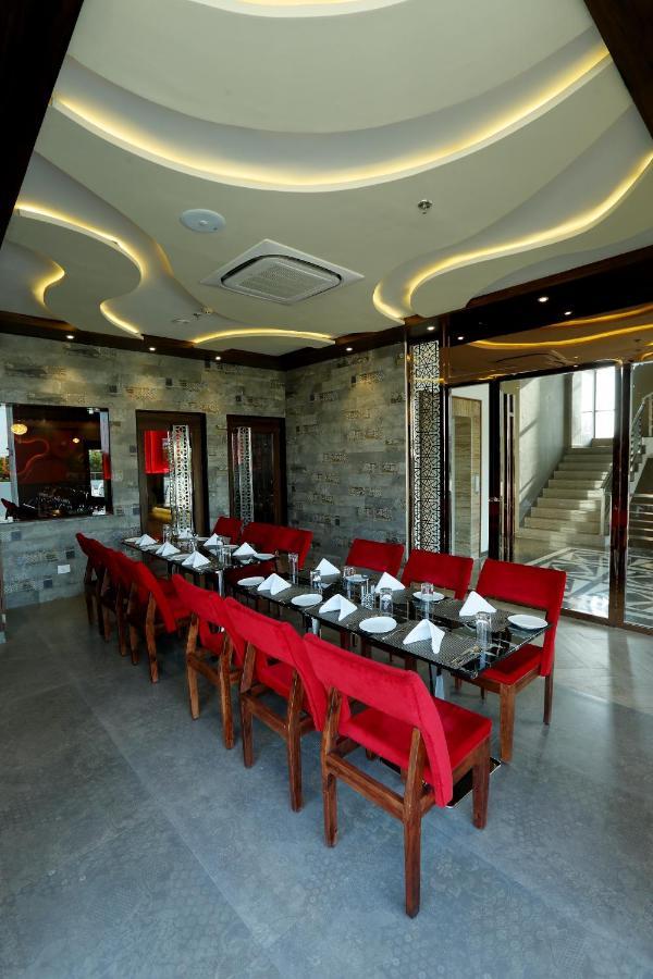 Hotel Kasturi Orchid Pal Exterior photo