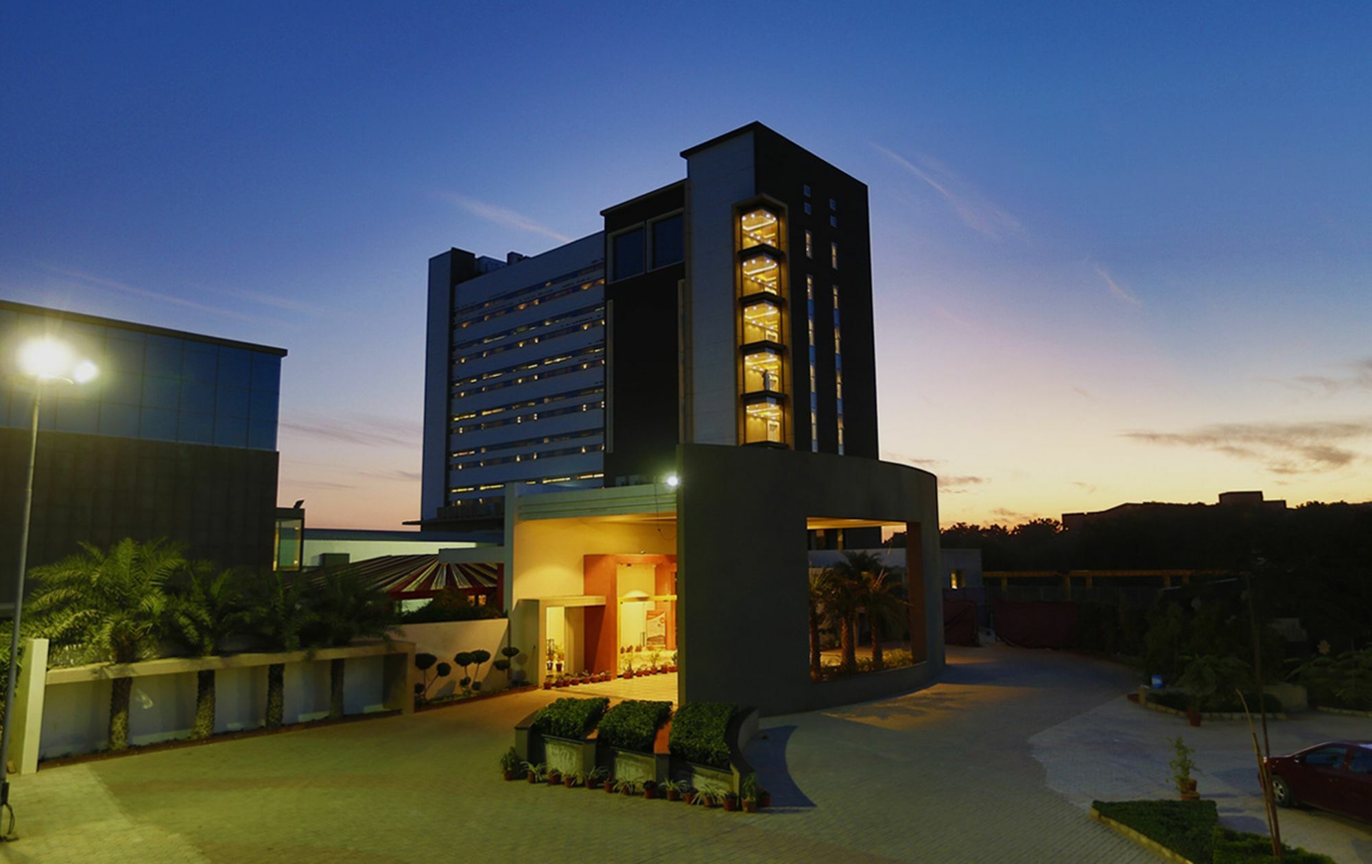 Hotel Kasturi Orchid Pal Exterior photo