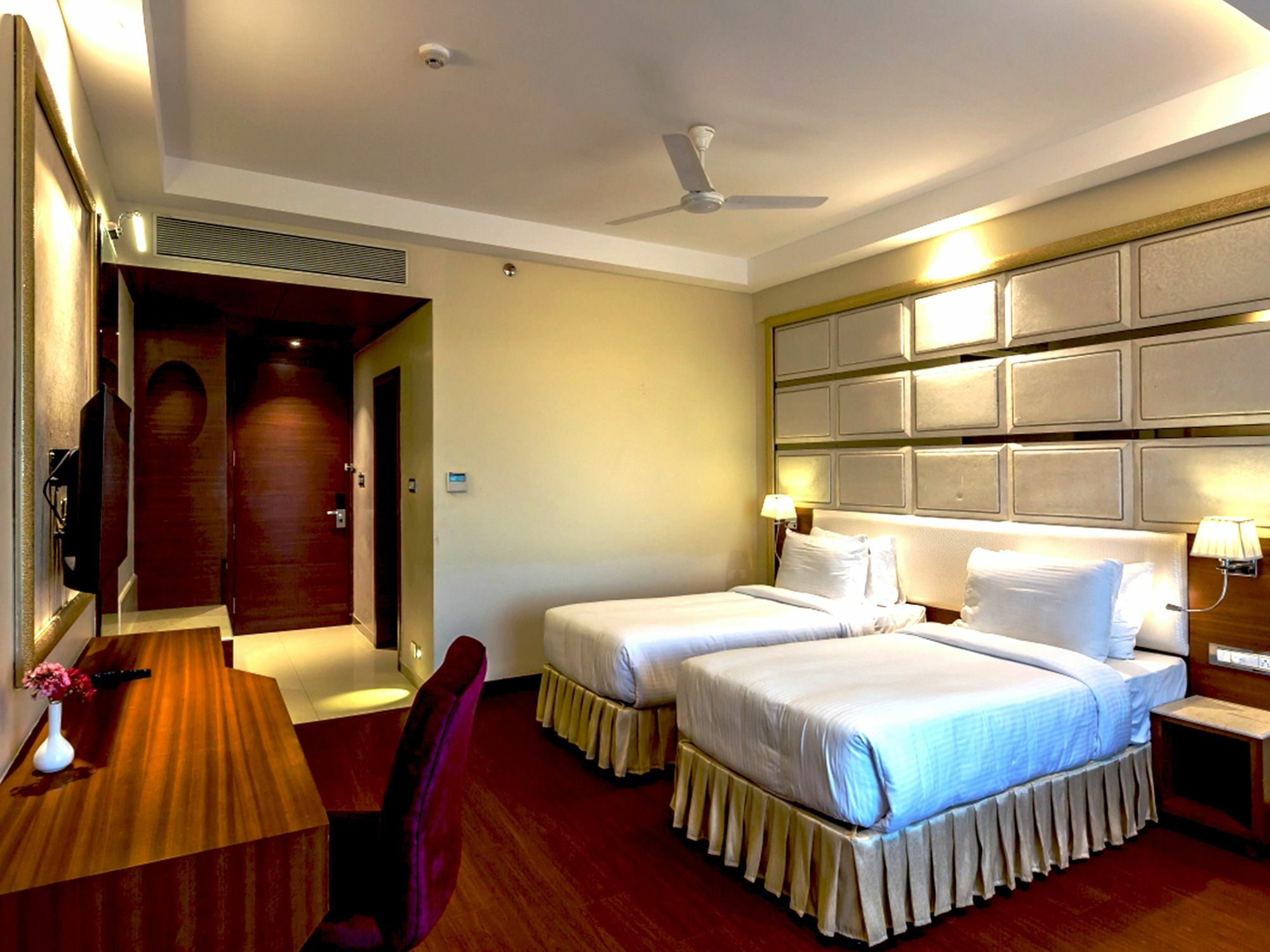 Hotel Kasturi Orchid Pal Exterior photo